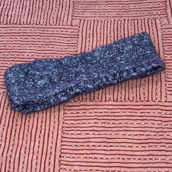 Vintage Cozy Purple Knit Headband - Picture 1 of 8